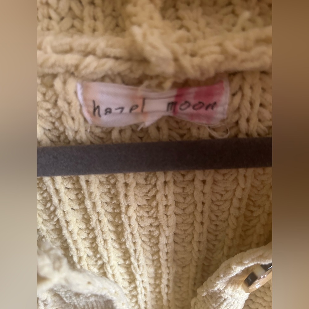 Hazel Moon Cozy Yellow Cable Big Button Hooded Knit Cardigan - Picture 4 of 12